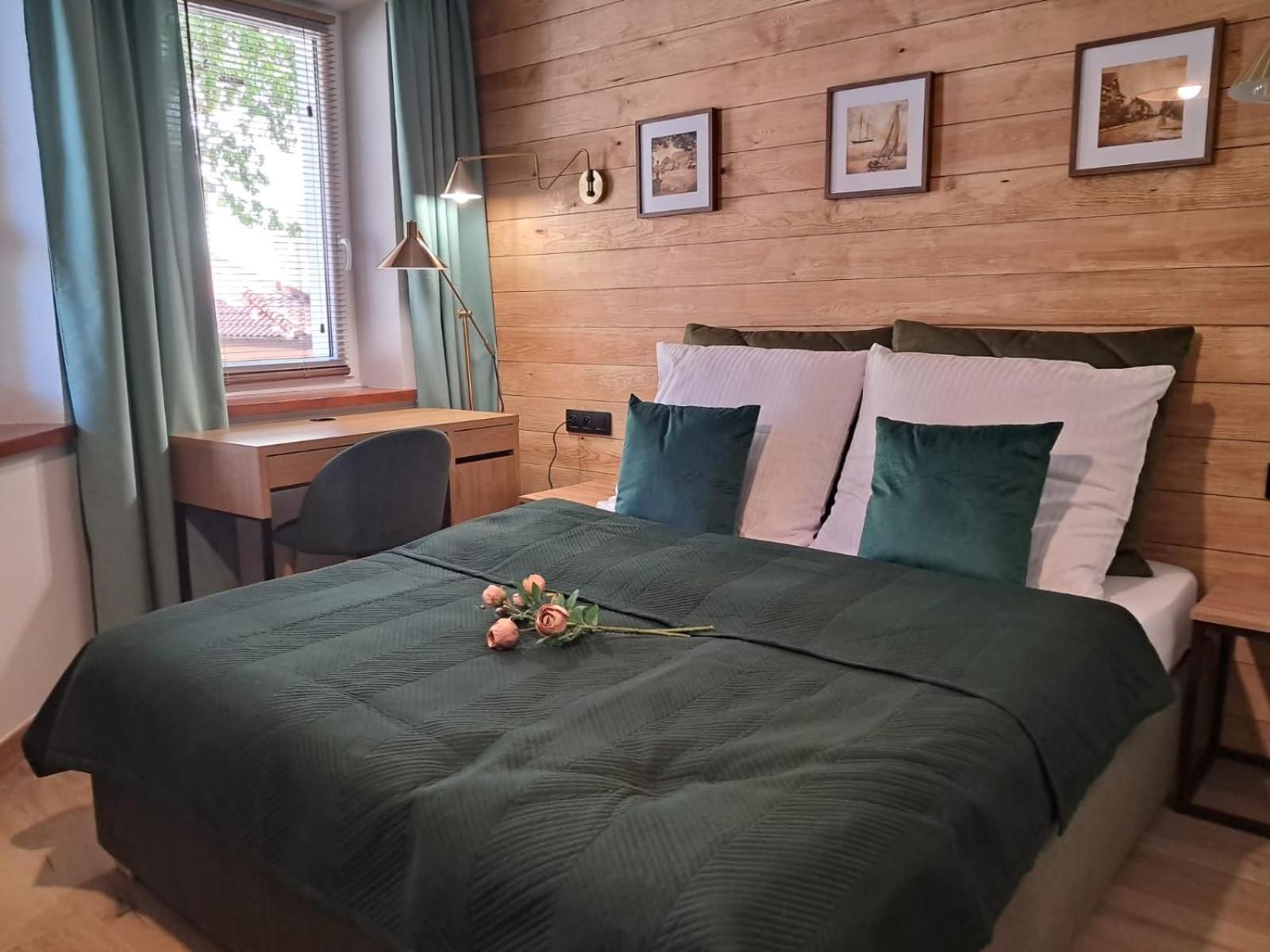 Dk Apartamenty Hotelove Гижицко Екстериор снимка