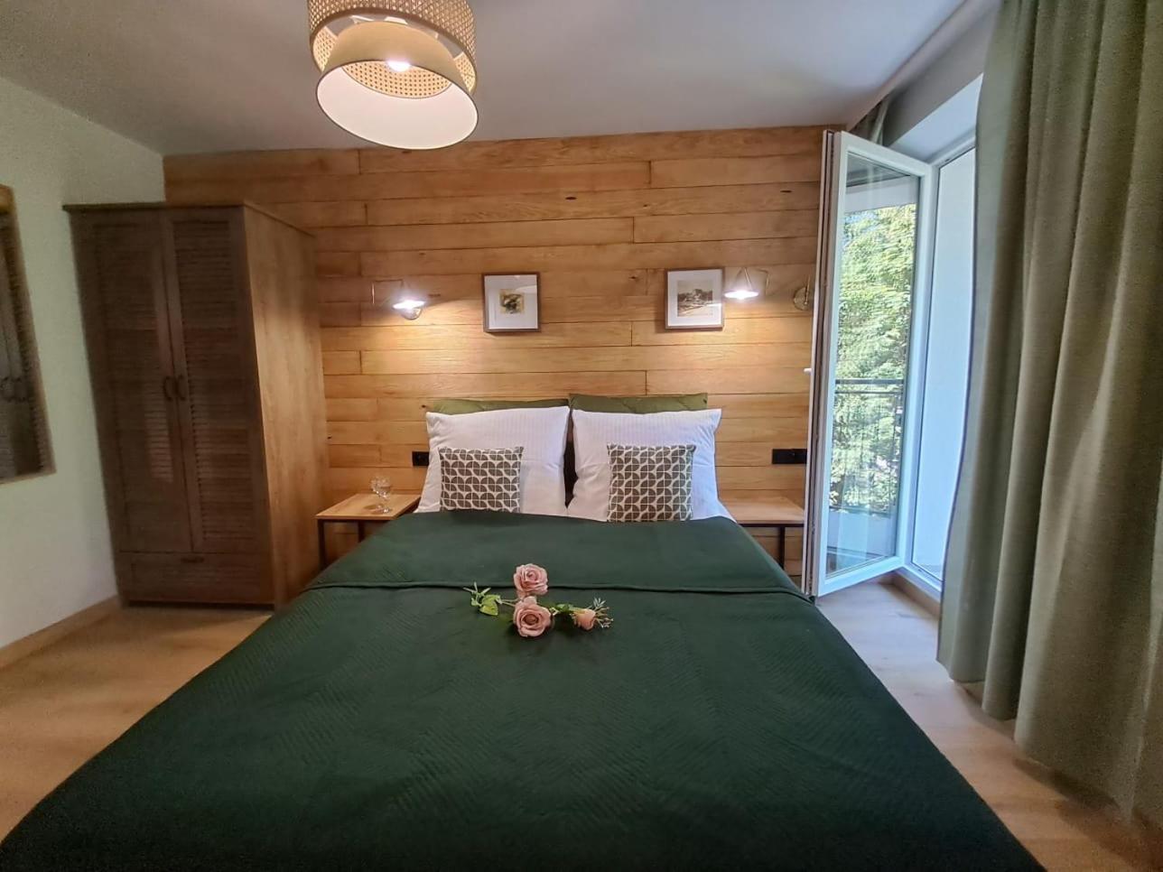 Dk Apartamenty Hotelove Гижицко Екстериор снимка