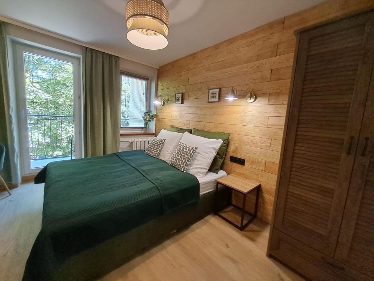 Dk Apartamenty Hotelove Гижицко Екстериор снимка