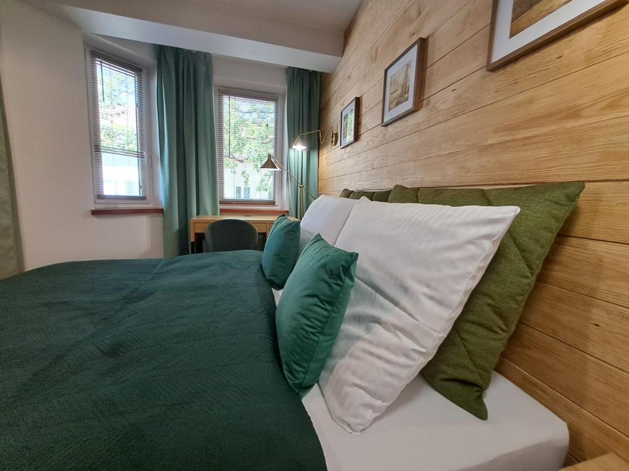 Dk Apartamenty Hotelove Гижицко Екстериор снимка