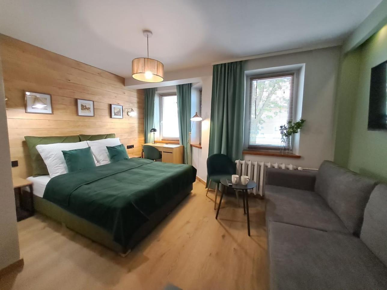 Dk Apartamenty Hotelove Гижицко Екстериор снимка