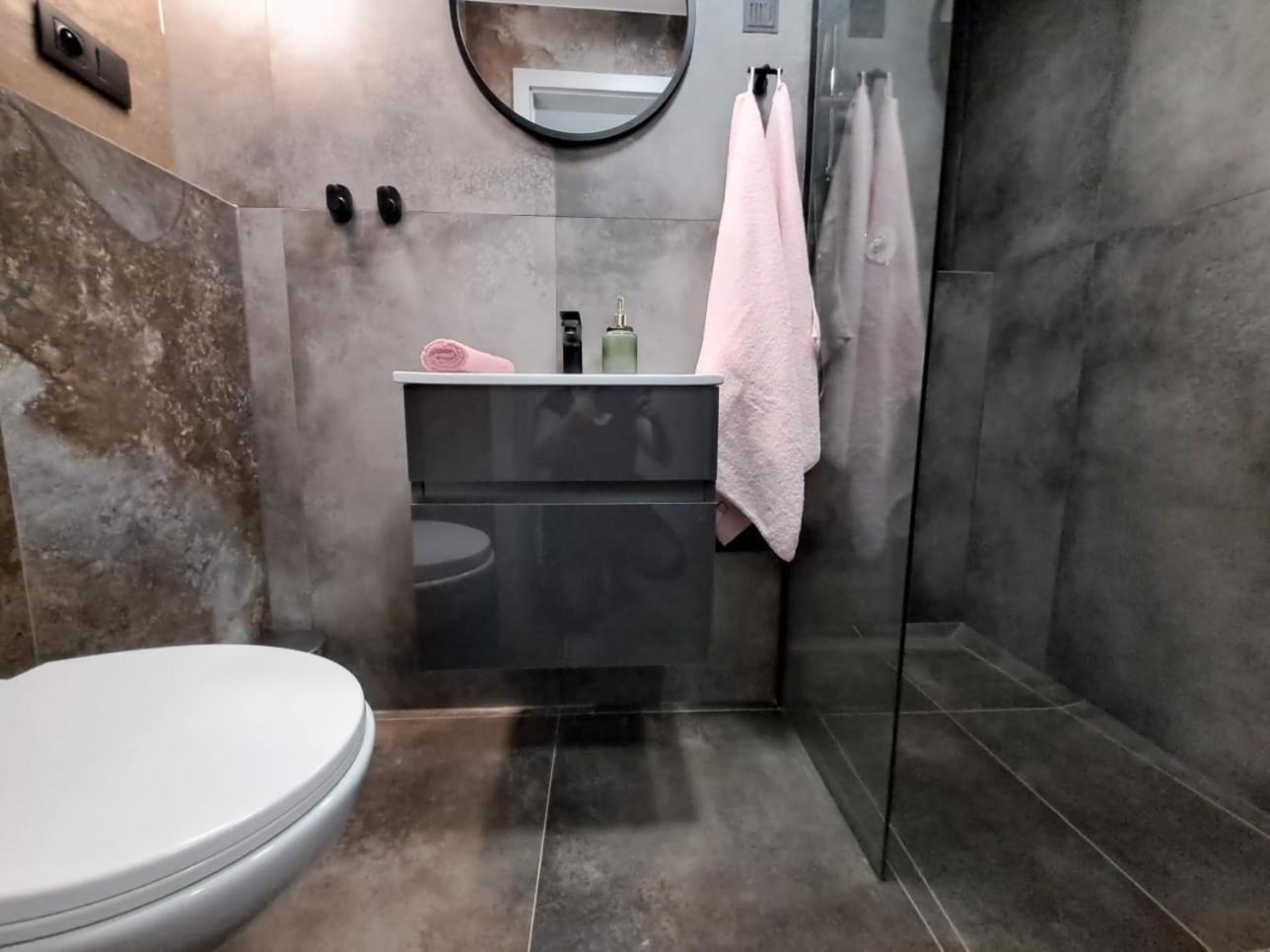 Dk Apartamenty Hotelove Гижицко Екстериор снимка