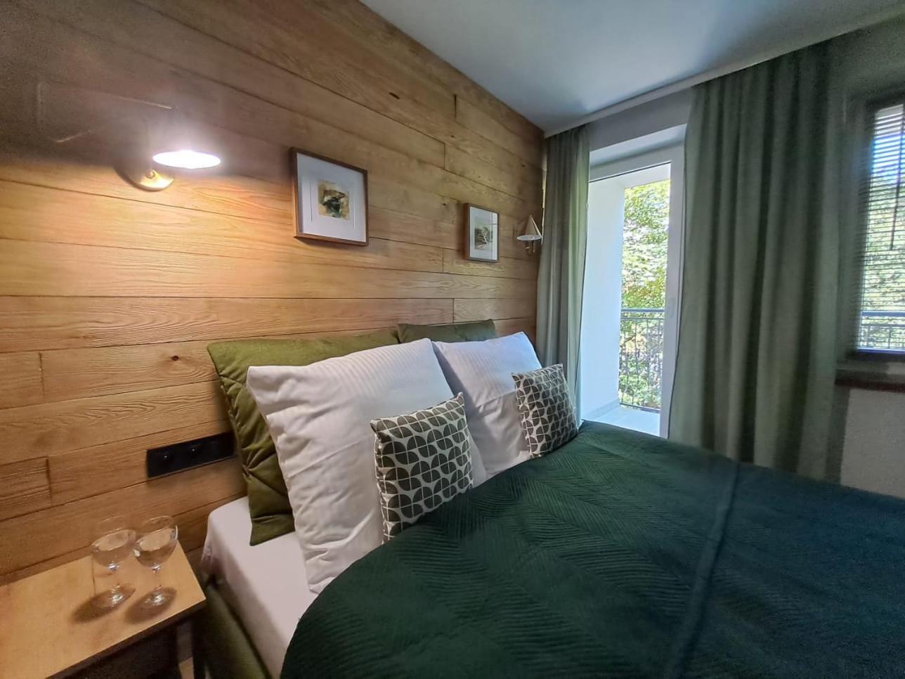 Dk Apartamenty Hotelove Гижицко Екстериор снимка