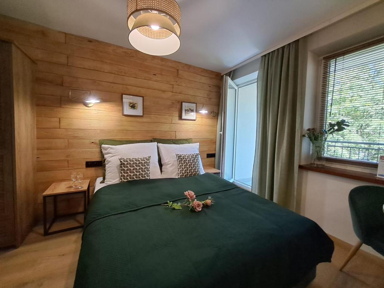 Dk Apartamenty Hotelove Гижицко Екстериор снимка